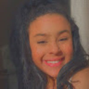 Meet your Posher, Raina